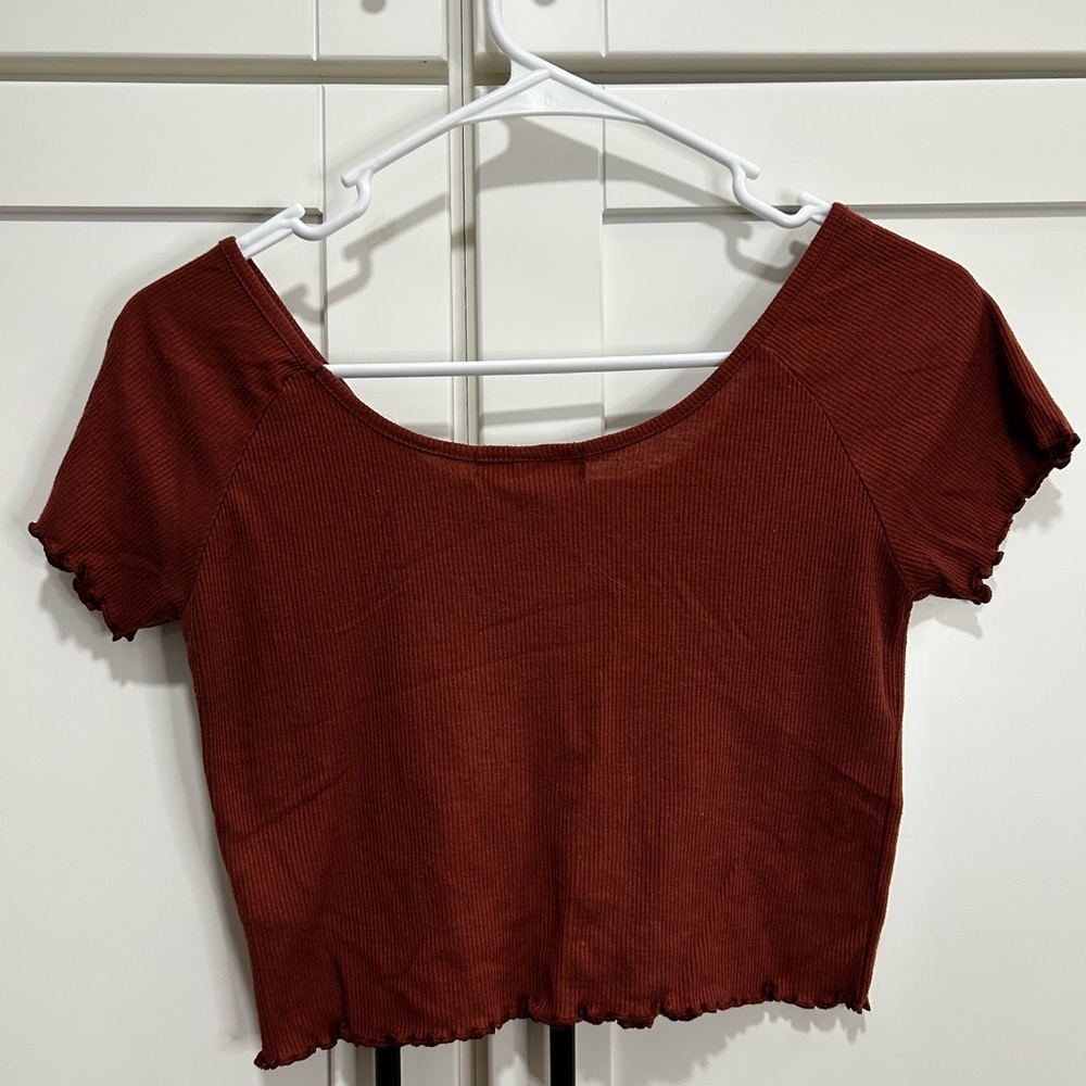 Rust Button-Up Crop Top - Picture 2 of 3